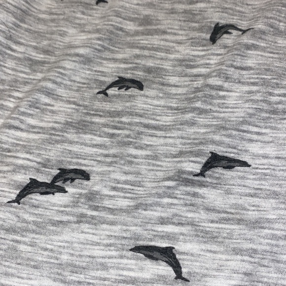 Grey dolphin patterned BellField muscle shirt - Picture 4 of 4